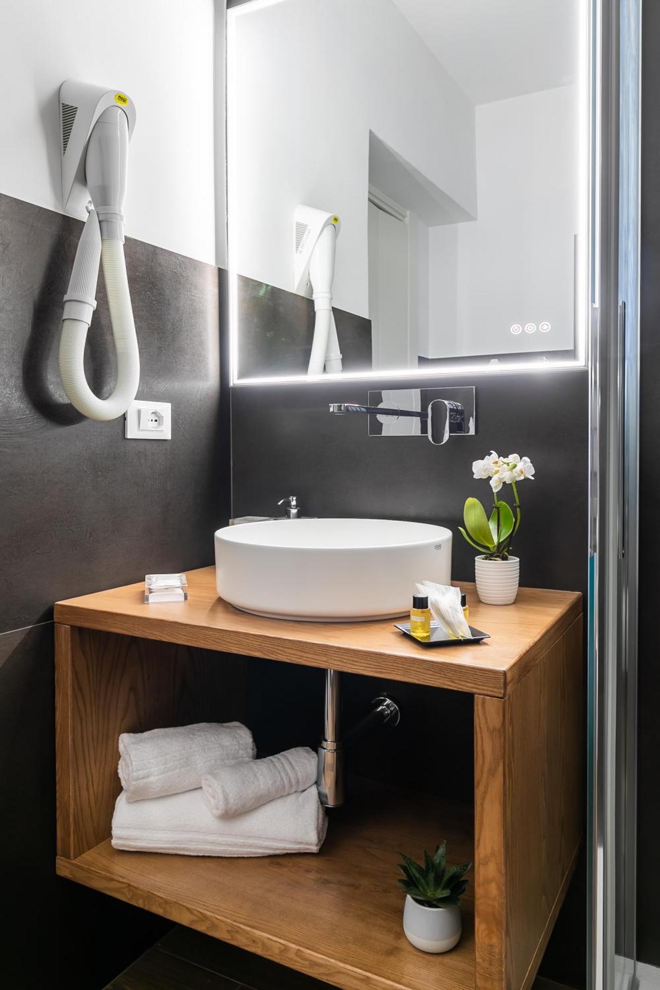 Briseide Boutique Rooms Colosseum Roma Eksteriør bilde